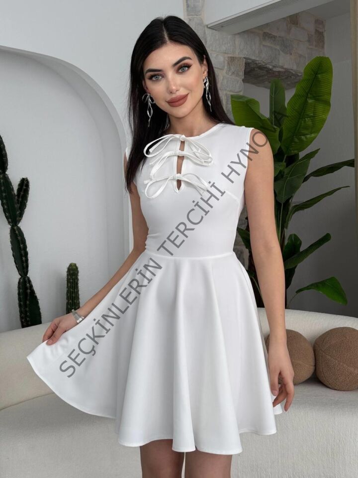 Perp Fiyonk Detaylı Elbise