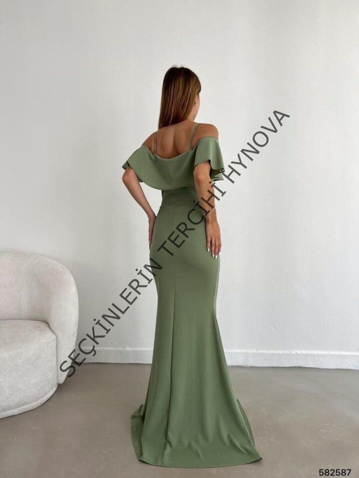 Kadın Dalgıç Krep Yırtmaç Detaylı Askılı Maxi Boy Elbise