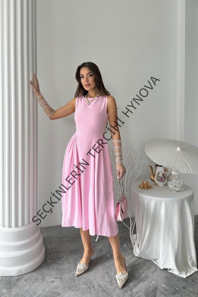 Pembe Yanları Büzgülü Midi Boy Keten Elbise