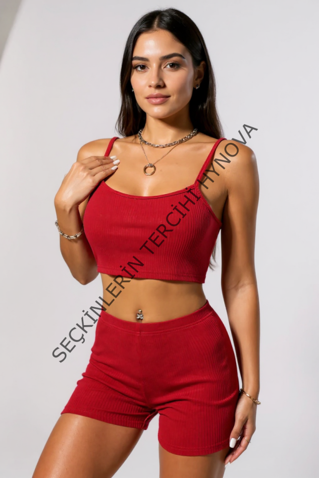 Kadın Kırmızı Şortlu Kaşkorse Gecelik Takım – Modern, Konforlu ve Günlük Kombinlere Uygun