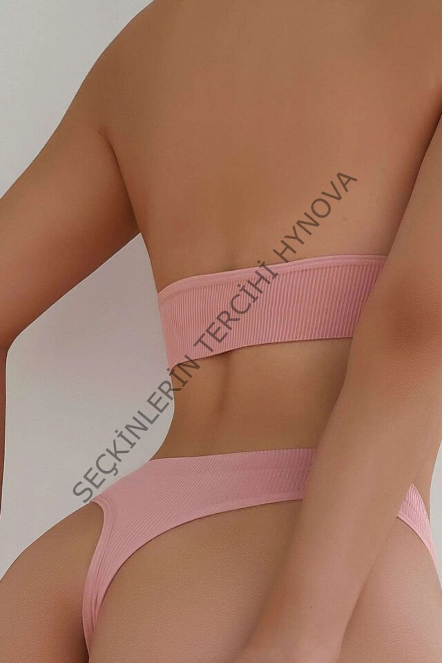 Kadın Somon Seamless Tanga Sütyen Takım – Modern, Konforlu ve Günlük Kombinlere Uygun