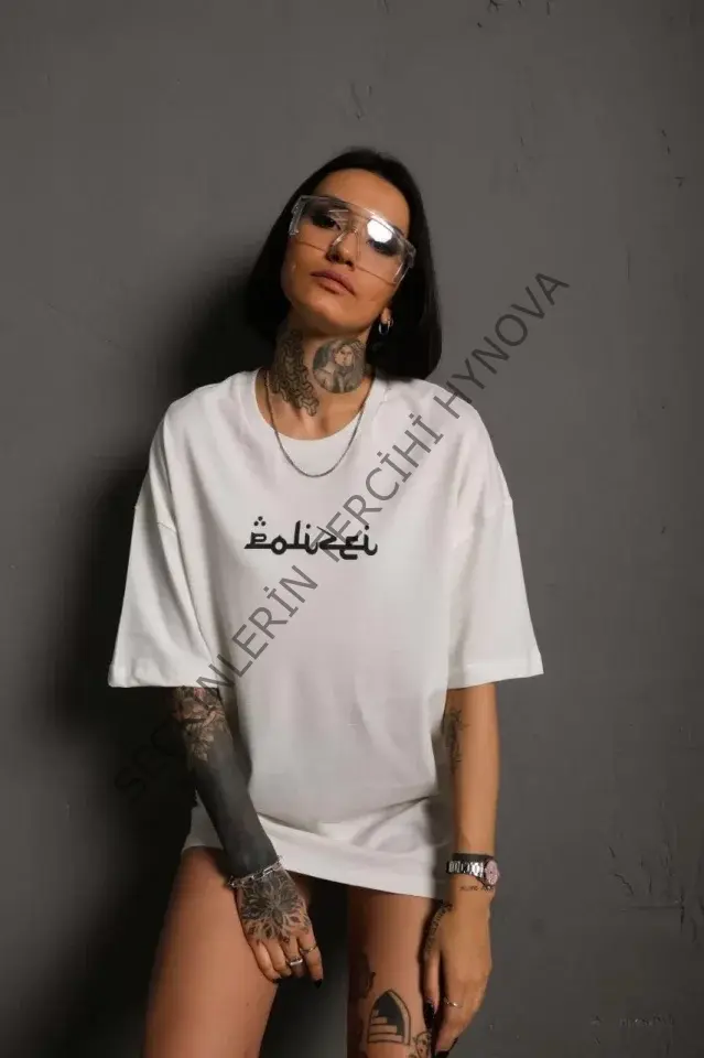 Bisiklet Yakalı Sırt Baskılı Oversize T-Shirt - Beyaz