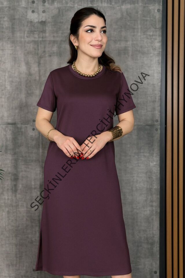 Kadın Kısa Kollu Bisiklet Yaka Yırtmaçlı Viskon Iki Iplik Elbise