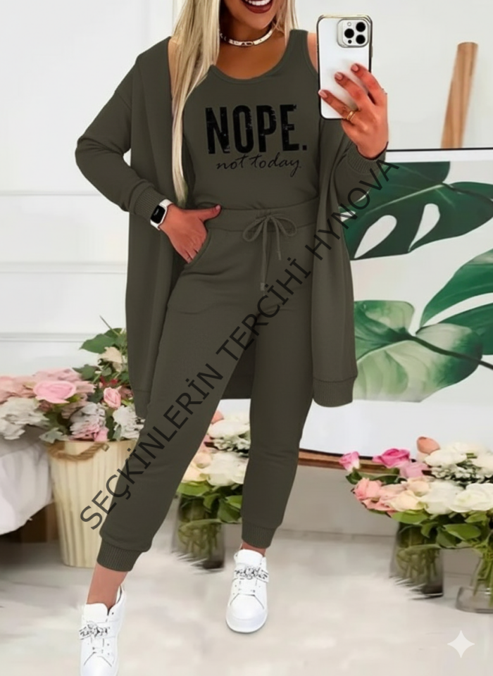 Kadın Askılı Yuvarlak Yaka Yazılı Viskon Iki Iplik Bluz Ceket Ve Pantolon 3lü Takım