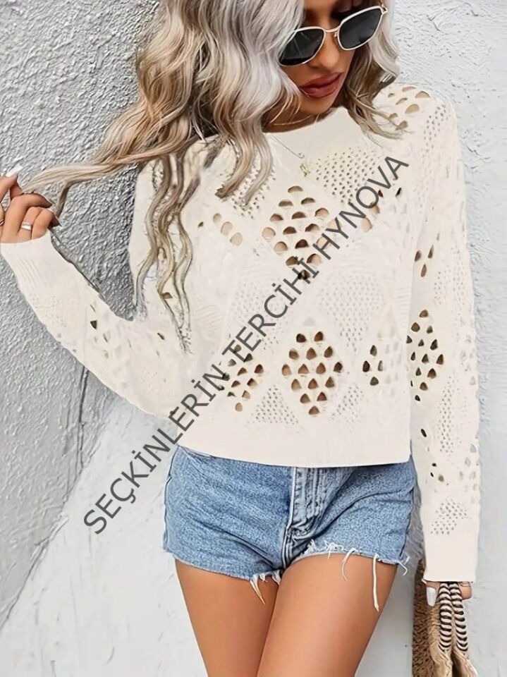 Kadın Uzun Kollu Yuvarlak Yaka Delik Desenli Triko Bluz