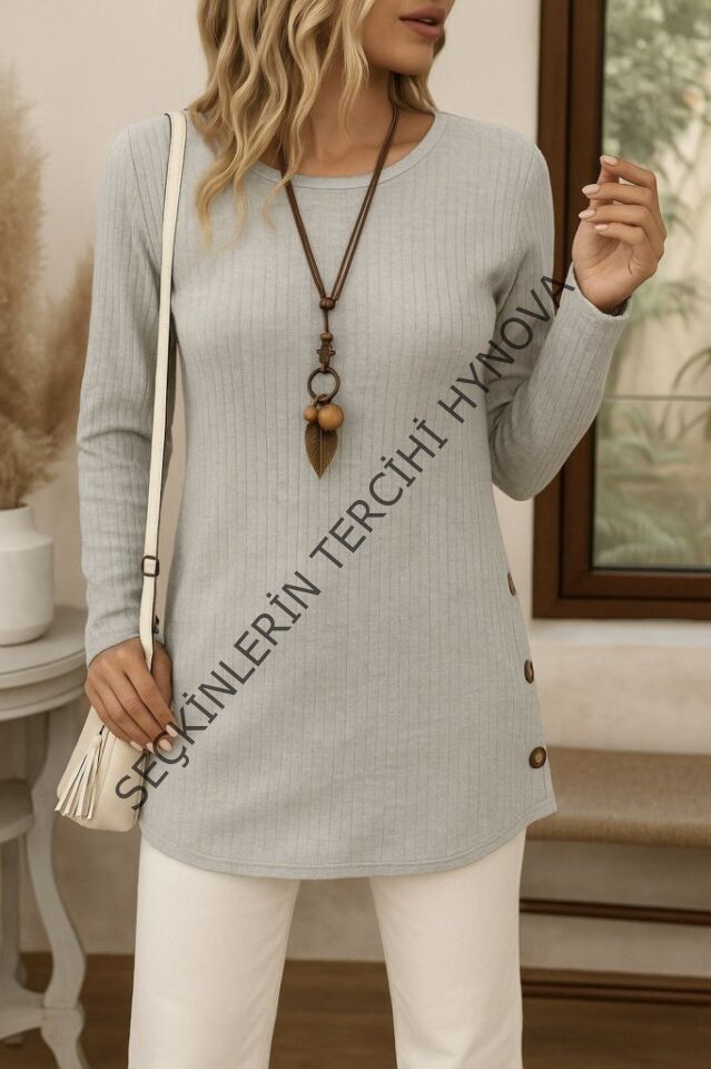 Kadın Uzun Kollu Yuvarlak Yaka Yandan Yırtmaçlı Düğmeli şardonlu Kaşkorse Bluz