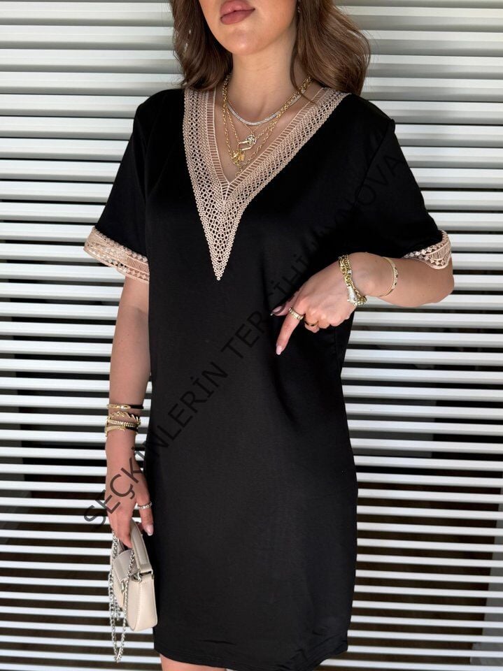 Kadın V Yaka Güpürlü İki İplik Elbise