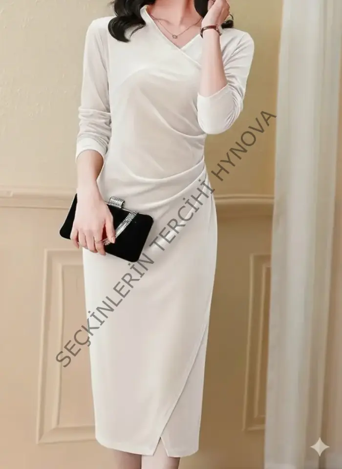 Kadın Uzun Kollu Kruvaze Yakalı Yandan Büzgülü önden çapraz Detaylı Midi Kadife Elbise