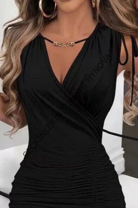 Kadın Sıfır Kollu V Yakalı Yırtmaç Detaylı Beli Büzgülü Omuzdan Bağcıklı Sandy Maxi Elbise