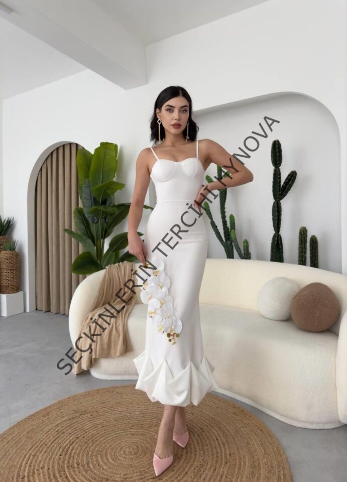 Dominic Eteği Büzgülü Midi Boy Elbise