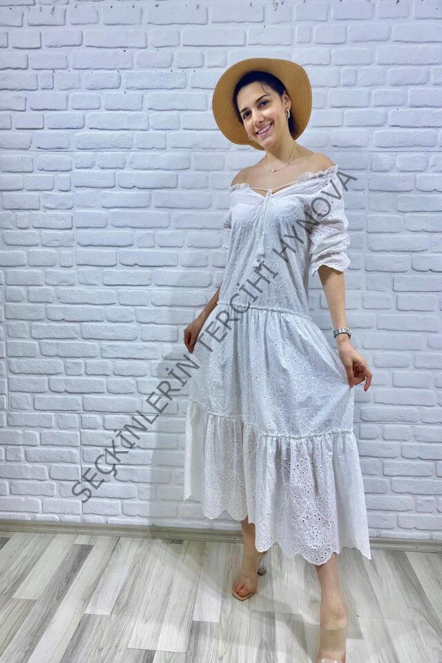 Beyaz Dantelli New Elbise