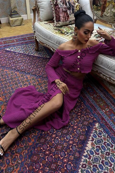 Madonna Yaka Derin Yırtmaç Etekli Şık Triko Takım 10099