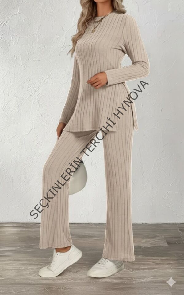 Kadın Uzun Kollu Bisiklet Yaka Yandan Yırtmaçlı şardonlu Kaşkorse Bluz Ve Pantolon Ikili Takım