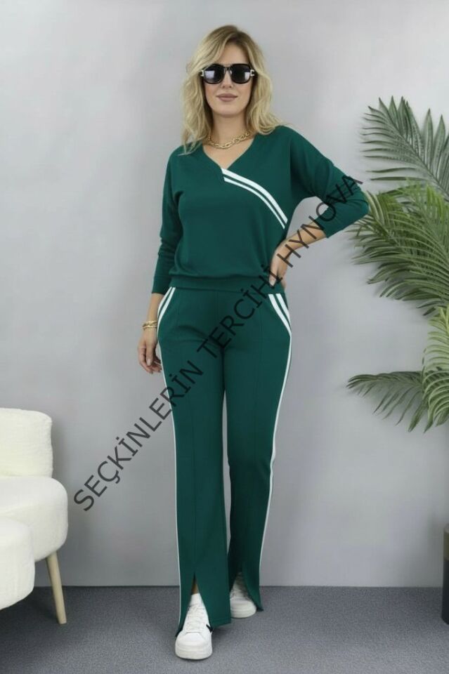Kadın Uzun Kollu V Yakalı şerit Detaylı Viskon Iki Iplik Bluz Ve Pantolon Ikili Takım
