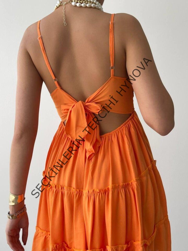 Nivel Göğsü Büzgülü Elbise