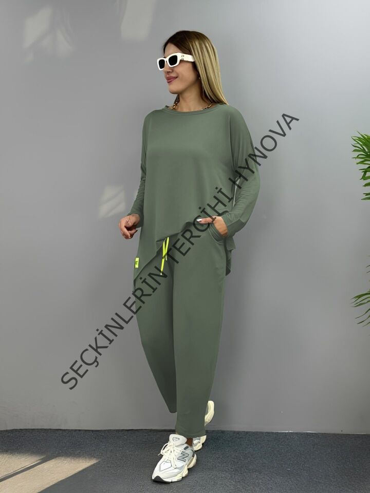 Kadın Iki Iplik Viskon Pamuk Kumaş Arma Detaylı Ikili Takım