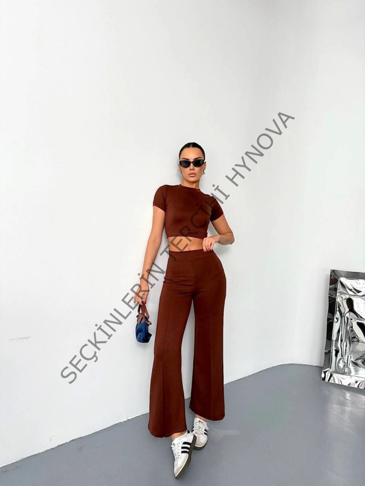 Osy Modal Yumuşak Dokulu Kumaş Kısa Kollu Crop Alt Ispanyol Paça Pantalon Ikili Takım - Kahverengi