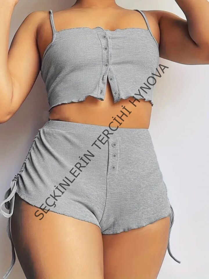 Kadın Ip Askılı Crop Bluz Ve Yanlardan Büzgülü Ikili Kaşkorse Short Takım