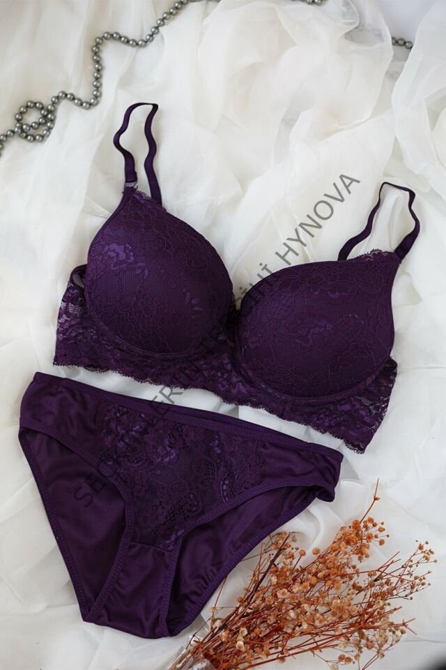 Kadın Mor Dolgulu Dantel Sütyen Ve Külot Takım – Modern, Konforlu ve Günlük Kombinlere Uygun