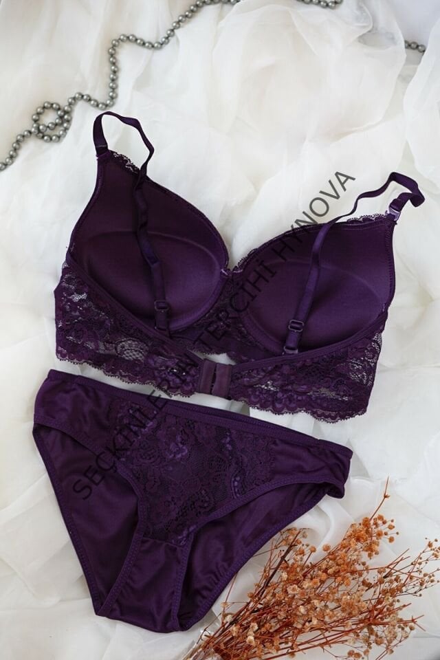 Kadın Mor Dolgulu Dantel Sütyen Ve Külot Takım – Modern, Konforlu ve Günlük Kombinlere Uygun