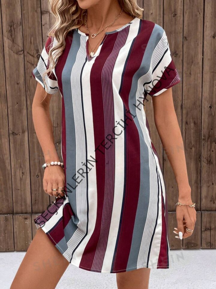 Kadın Kısa Kollu V Yakalı çizgi Baskılı Süprem Elbise