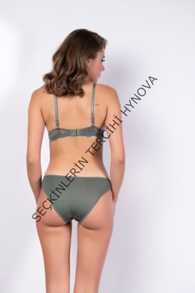 Kadın Haki Yeşili Dantel Detaylı Sütyen Ve Külot Takım – Modern, Konforlu ve Günlük Kombinlere Uygun