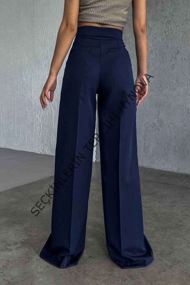 Üç Düğme Detayli Palazzo Pantolon