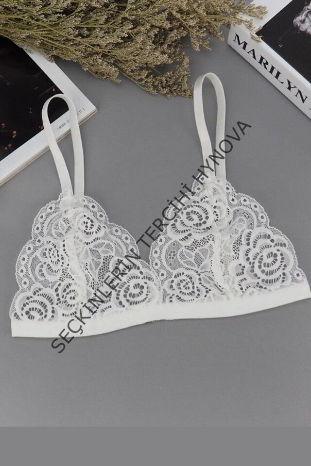 Kadın Siyah ve Beyaz Dantelli Dolgusuz Sütyen – Modern ve Şık Tasarım