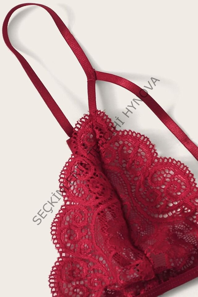 Kadın Bordo Dantel Sütyen Külot Takımı – Modern, Konforlu ve Günlük Kombinlere Uygun