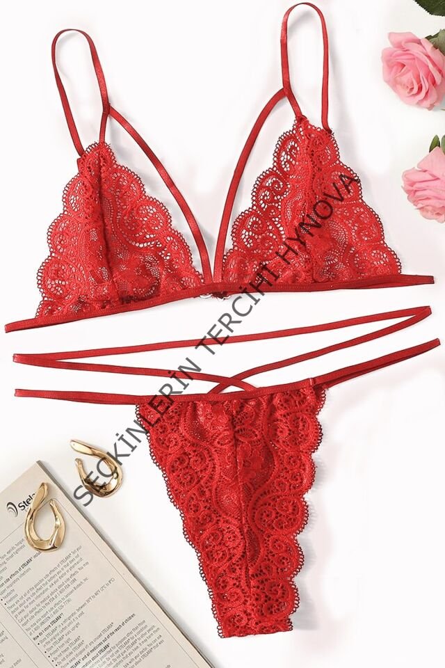 Kadın Kırmızı Dantel Sütyen Külot Takımı – Modern, Konforlu ve Günlük Kombinlere Uygun
