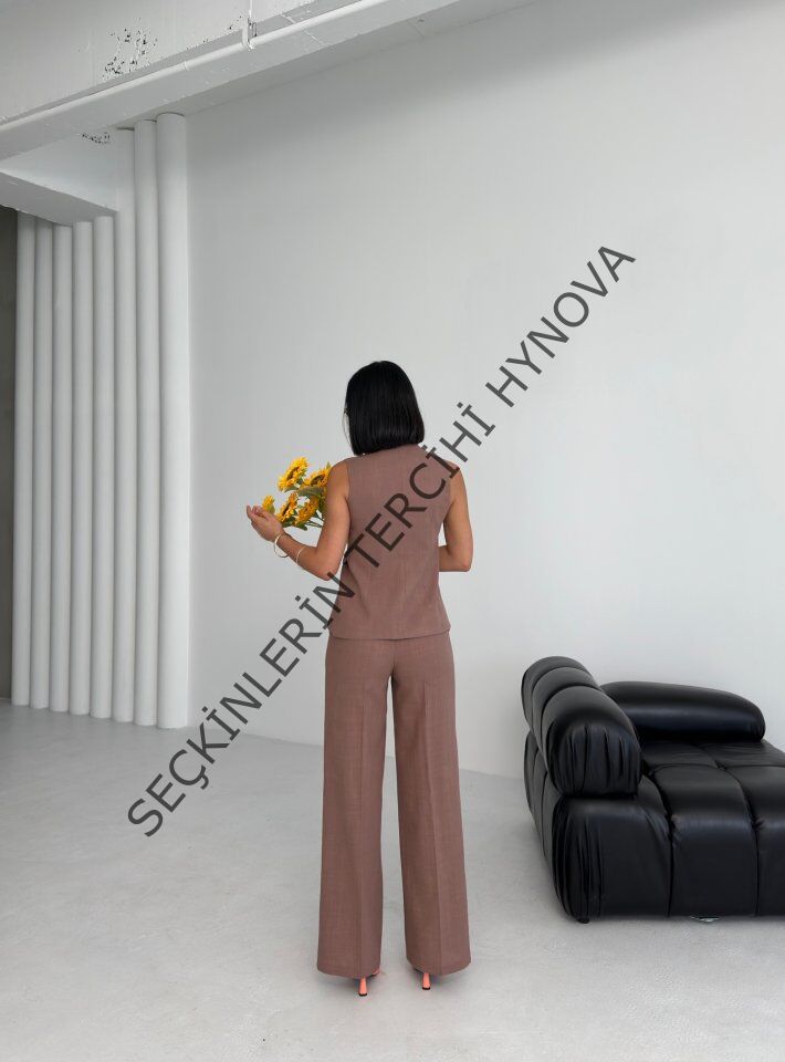 Ti̇na Asi̇metri̇k Keten Yelek Pantolon Takim