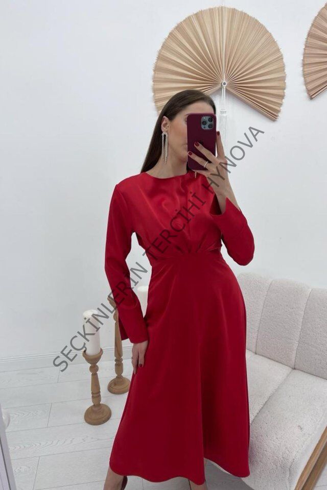 Kırmızı Saten Uzun Elbise