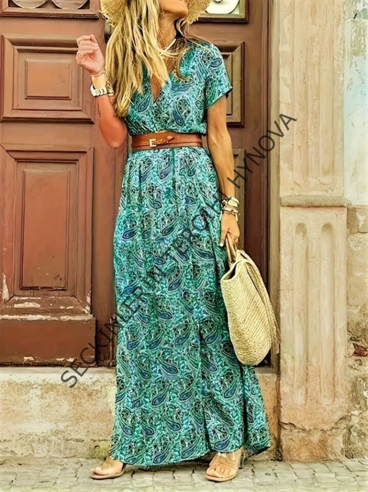 Kadın Kısa Kollu V Yaka Etnik Desenli Yırtmaç Detay Süprem Elbise (kemersiz)