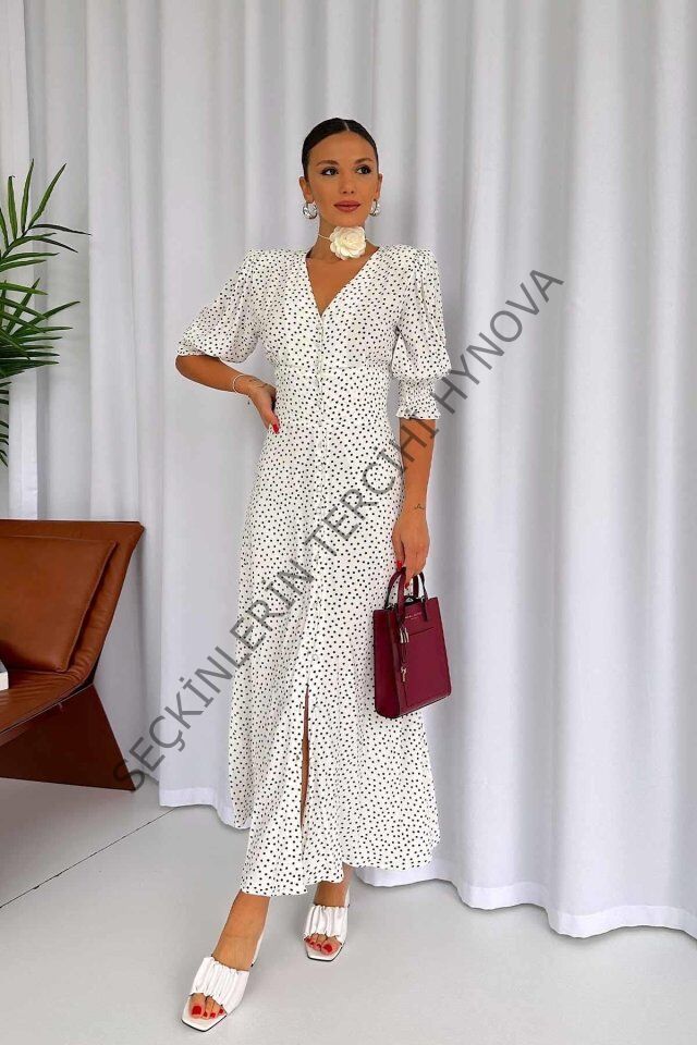 Beyaz Arka Ve Bel Ucu Gipeli Elbise