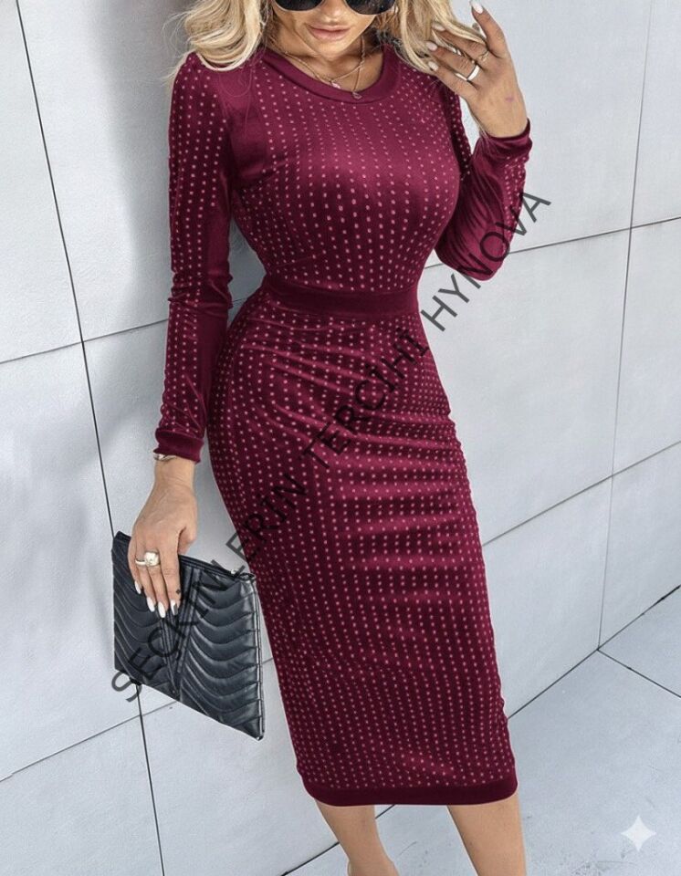 Kadın Uzun Kollu Bisiklet Yaka Taşlı Midi Kadife Elbise