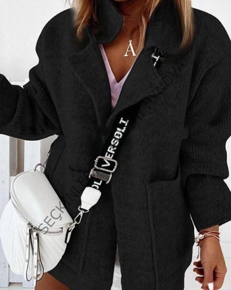 Geniş Cep Tasarımlı Hırka