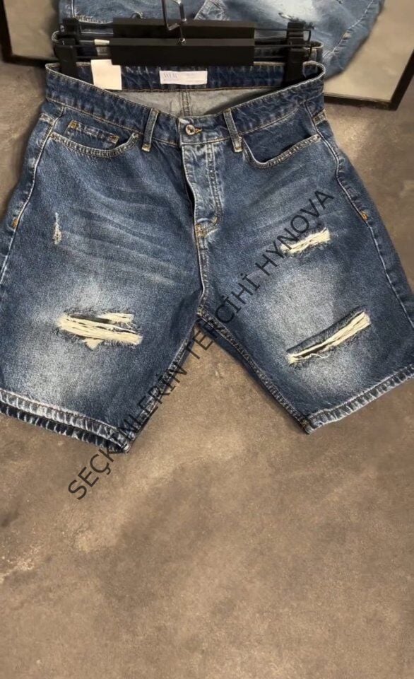 Erkek Yırtık Detaylı Kot Şort