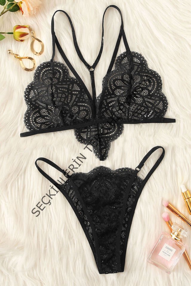 Kadın Siyah Özel Seksi Sütyen Külot Takımı – Modern, Konforlu ve Günlük Kombinlere Uygun