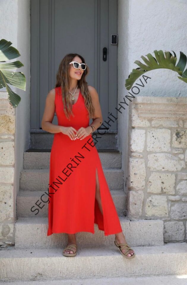 Kadın Askılı V Yakalı Yırtmaçlı Viskon Elbise