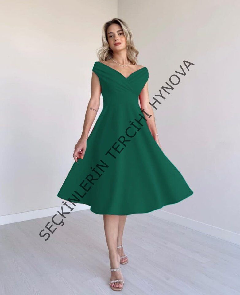 Kadın Kısa Kollu Kruvaze Yaka Eteği Volanlı Krep Elbise