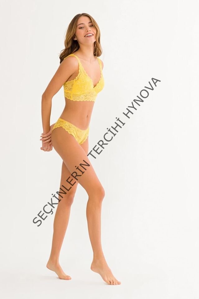 Kadın Sarı Dantelli Büstiyer Sütyen Külot Takımı – Modern, Konforlu ve Günlük Kombinlere Uygun