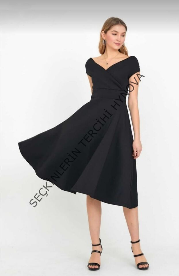 Düşük Omuz Eteği Pileli Krep Kumaş Midi Boy Elbise