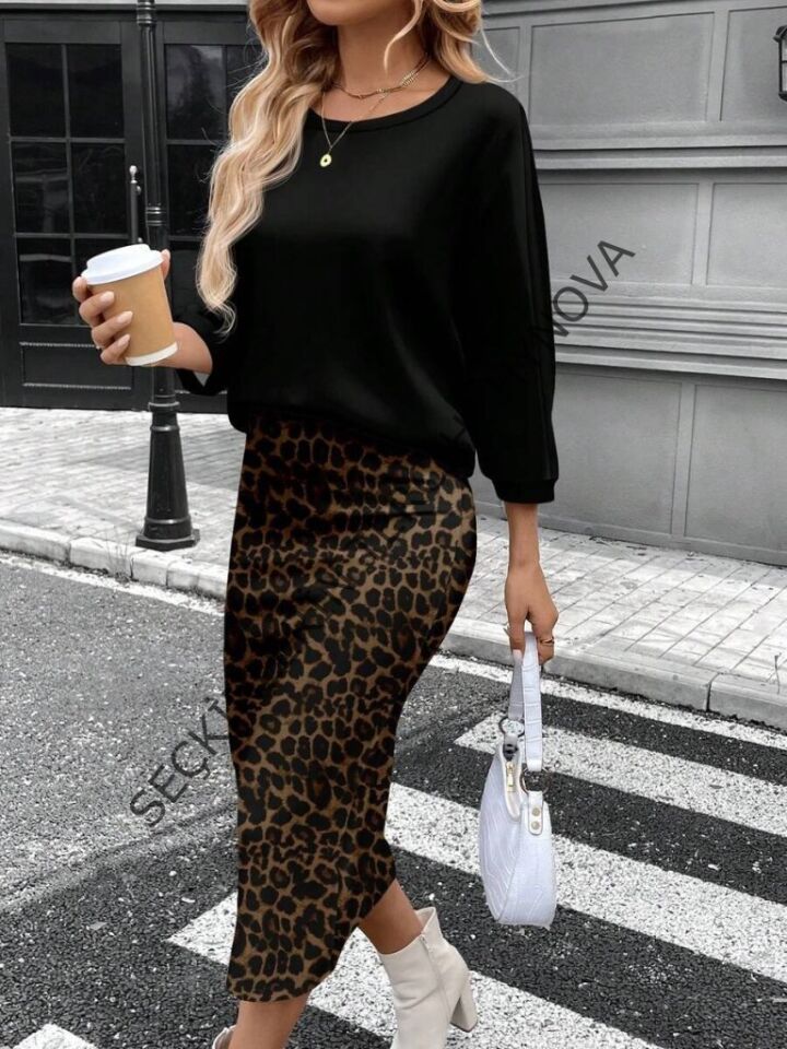 Kadın Uzun Kollu Bisiklet Yaka Modal Bluz Ve Leopar Desenli Etek Ikili Takım