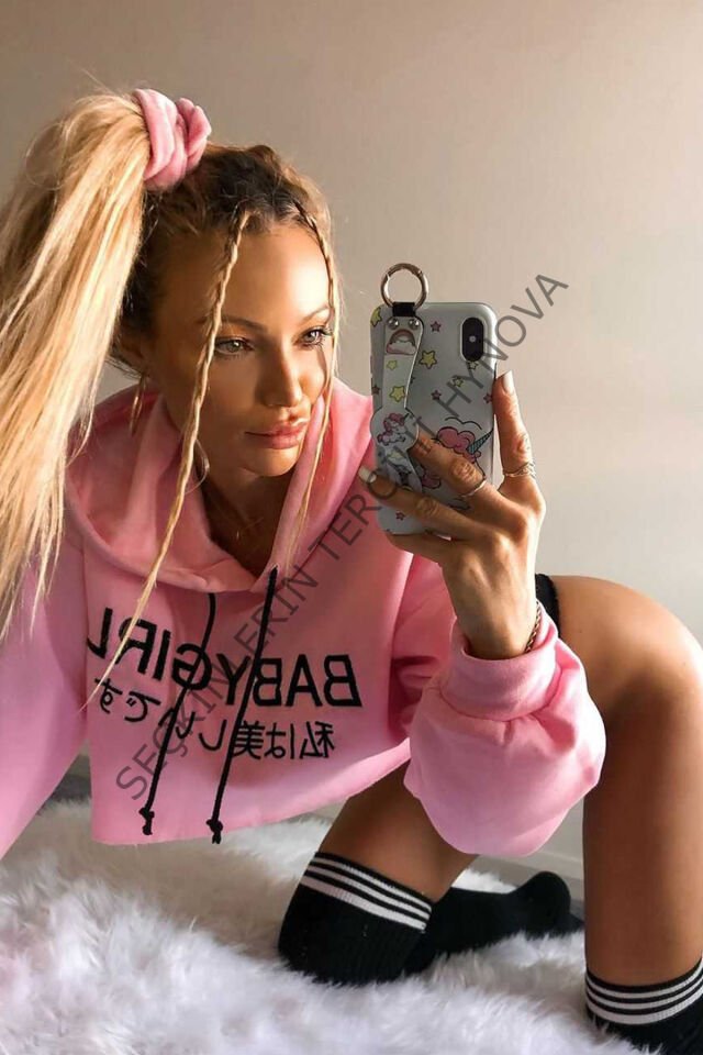 Kadın Siyah Dantel Tanga Külot – Modern ve Şık Tasarım