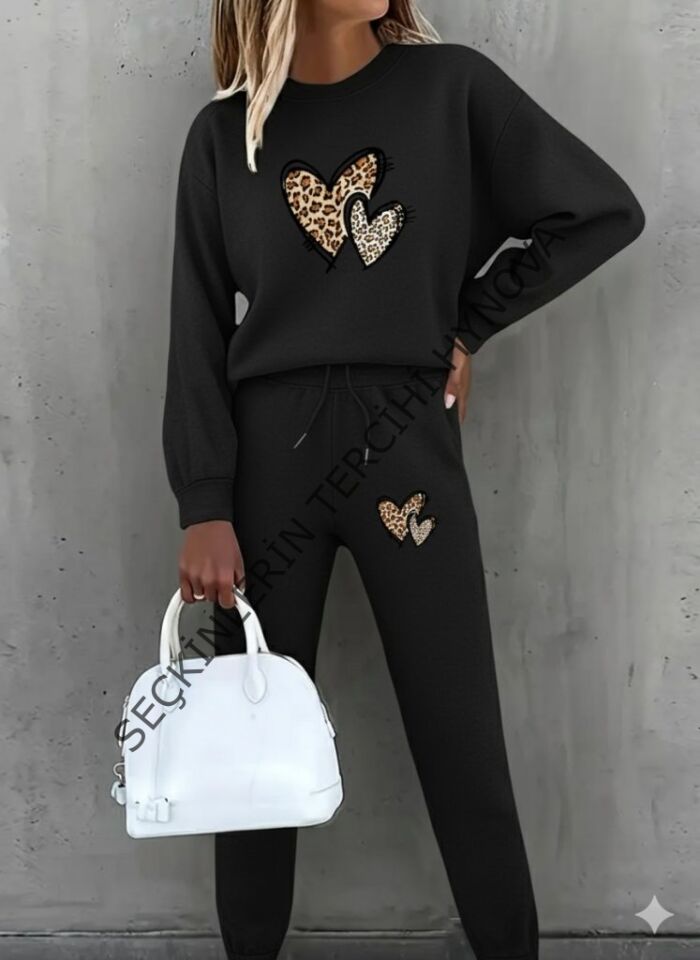 Kadın Uzun Kollu Bisiklet Yaka Kalp Desenli şardonlu üç Iplik Bluz Ve Pantolon Ikili Takım