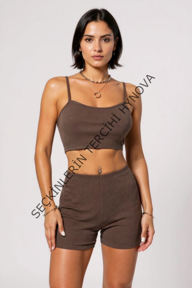 Kadın Kahverengi Şortlu Kaşkorse Gecelik Takım – Modern, Konforlu ve Günlük Kombinlere Uygun