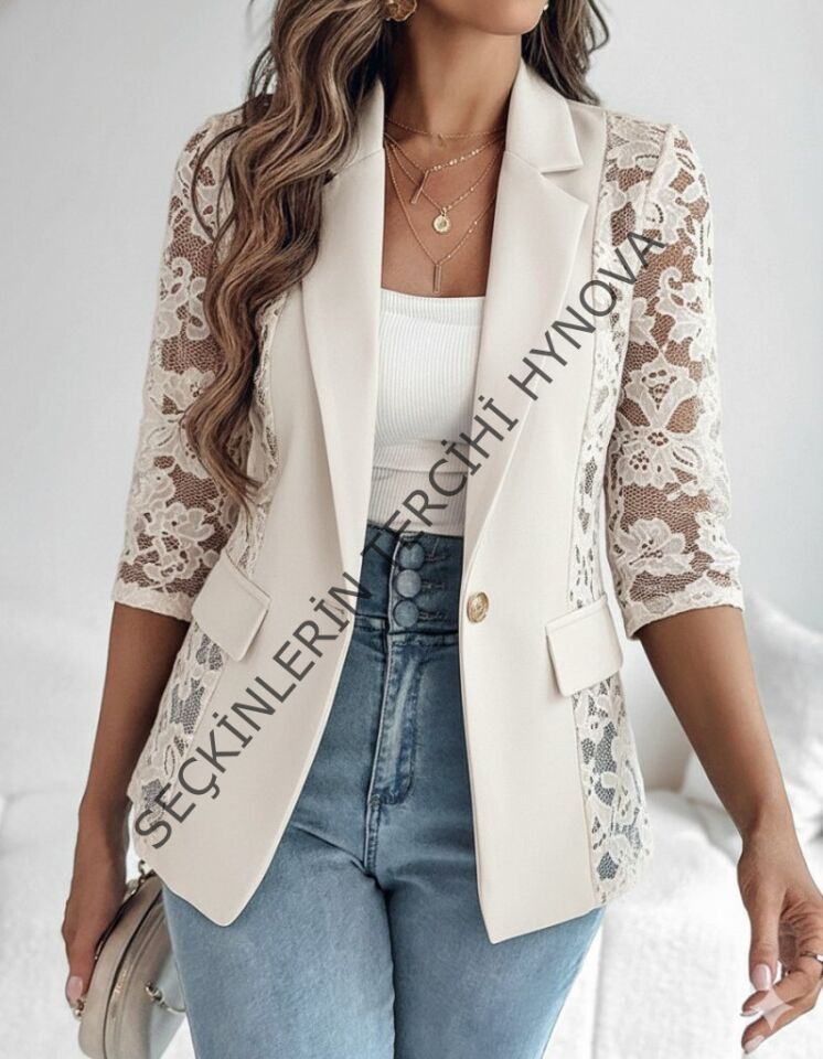 Kadın Uzun Kollu Truvakar Kol önden Düğmeli Cepli Dantelli Atlas Ceket