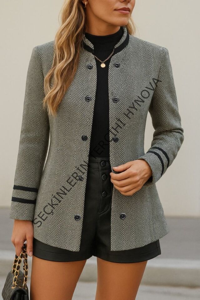 Kadın Uzun Kollu Hakim Yaka Düğme Detaylı Mini Dokuma Ceket