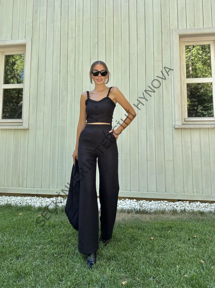 Siyah Askılı Büstiyer Ceket Ve Pantolon Takım