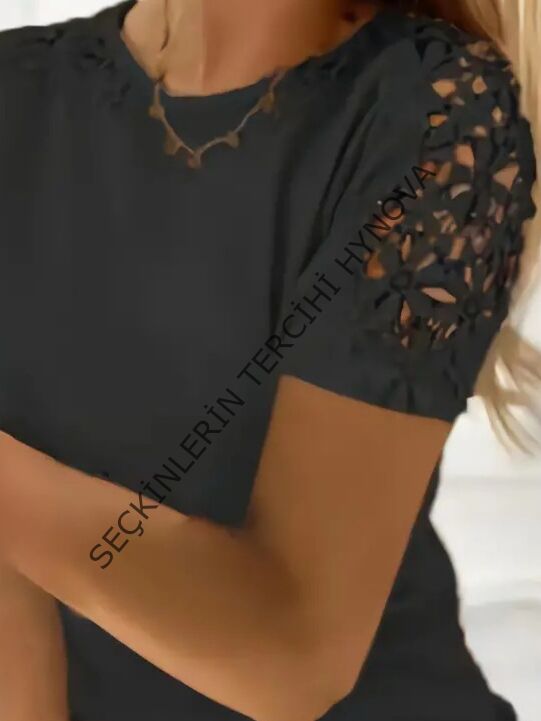 Kadın Kısa Kollu Bisiklet Yaka Kolları çiçekli Güpür Detay Viskon Bluz